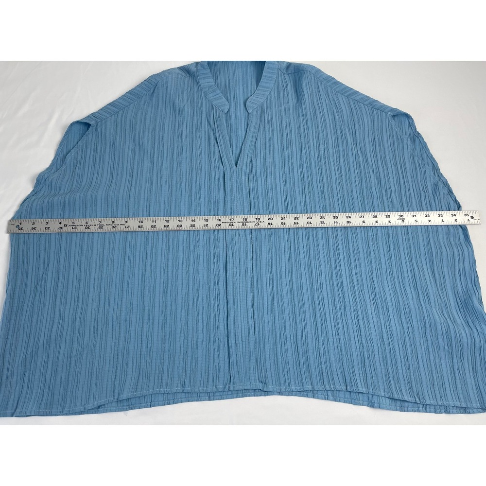 Womens Blue Crinkle Gauze Oversized Split V-Neck Top Size Large Relaxed Fit - Picture 7 of 8